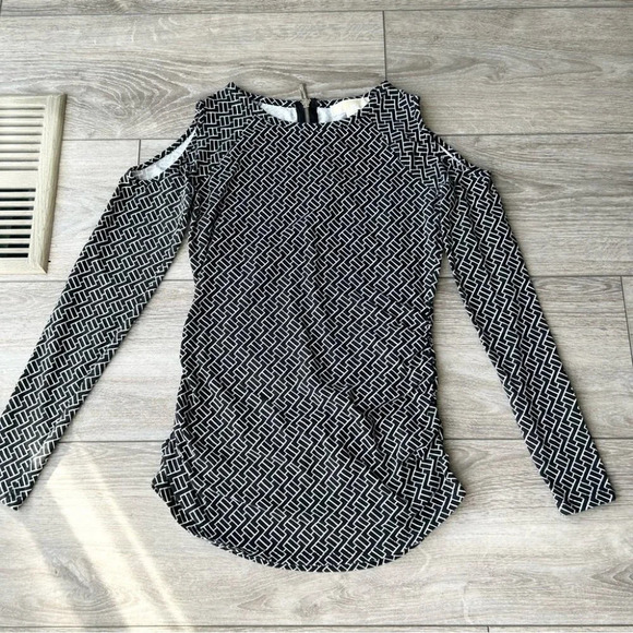 Michael Kors  Stretch Cold Shoulder Long Sleeve Tunics - Picture 4 of 16